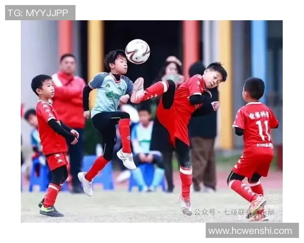 爱着足球的心跳与梦想在绿茵场上交织成最美的旋律